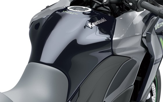 Neufahrzeug Kawasaki Versys 1100 SE - Bild 15 Neufahrzeug Kawasaki Versys 1100 SE - Bild 15