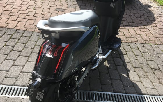 Neufahrzeug Super Soco CUX - Bild 3