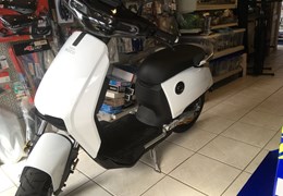 Neumotorrad Super Soco CUX