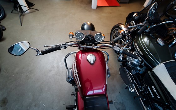 Gebrauchtmotorrad Moto Guzzi V850 GT - Bild 4