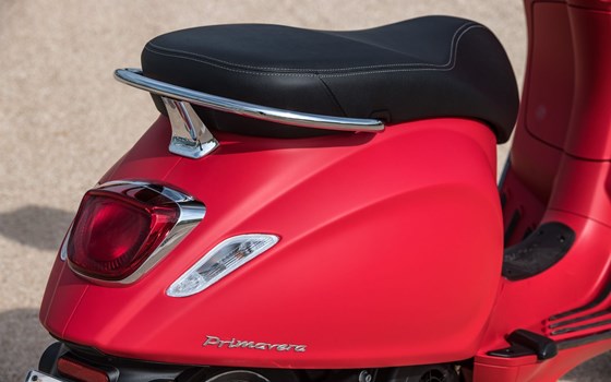 Neufahrzeug Vespa Primavera 125 S iGet - Bild 11