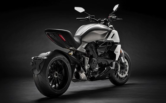 Neufahrzeug Ducati Diavel 1260 - Bild 10