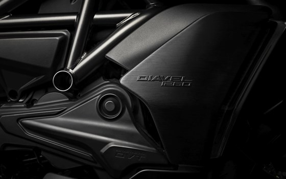 Neufahrzeug Ducati Diavel 1260 - Bild 8