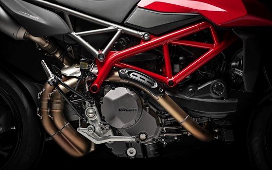 Neufahrzeug Ducati Hypermotard 950 - Bild 26