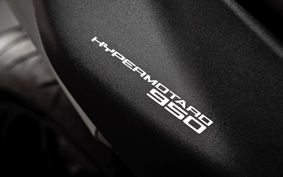 Neufahrzeug Ducati Hypermotard 950 - Bild 27