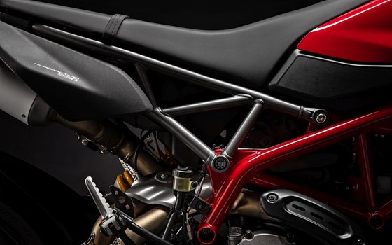 Neufahrzeug Ducati Hypermotard 950 - Bild 28
