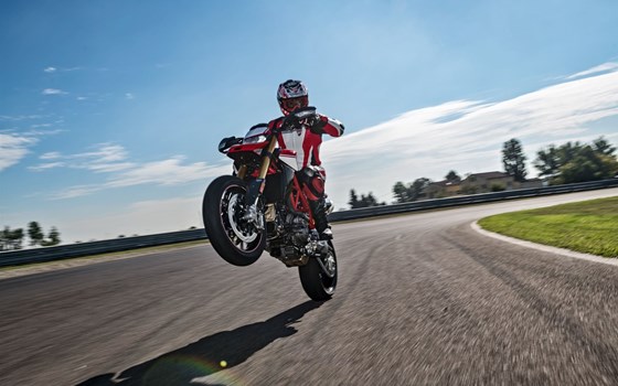 Neufahrzeug Ducati Hypermotard 950 SP - Bild 12