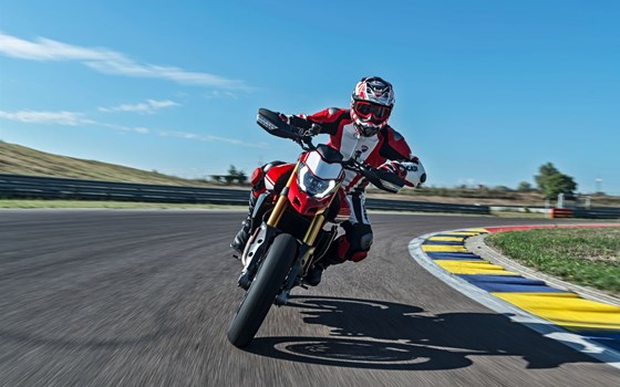 Neufahrzeug Ducati Hypermotard 950 SP - Bild 4