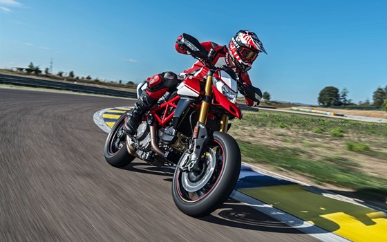 Neufahrzeug Ducati Hypermotard 950 SP - Bild 7
