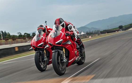 Neufahrzeug Ducati Panigale V4 R - Bild 27