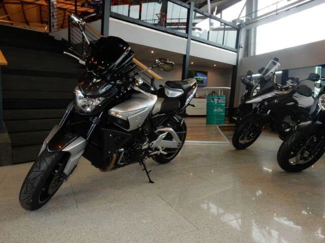Angebot Suzuki GSX 1300 R Bild 1: Angebot Suzuki GSX 1300 R