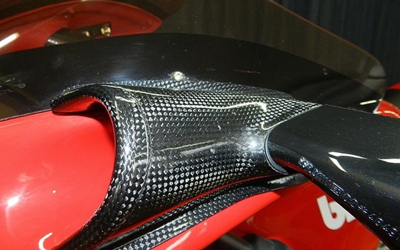 Gebrauchtmotorrad Bimota YB 9 SRI - Bild 7 Gebrauchtmotorrad Bimota YB 9 SRI - Bild 7