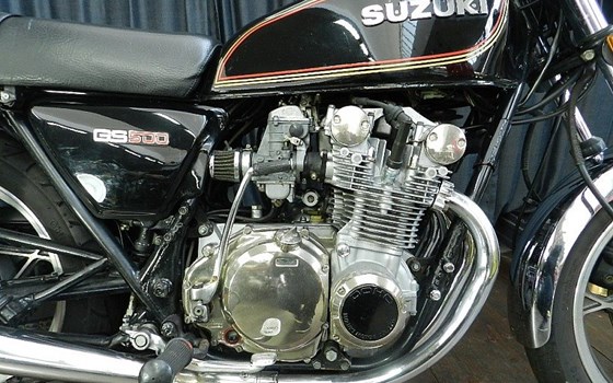 Gebrauchtmotorrad Suzuki GS 500 - Bild 4 Gebrauchtmotorrad Suzuki GS 500 - Bild 4