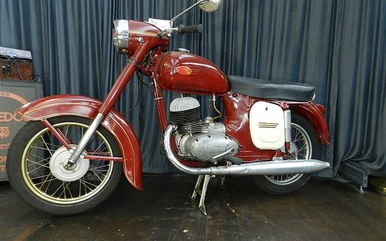 Gebrauchtmotorrad Jawa 356 Sport - Bild 2 Gebrauchtmotorrad Jawa 356 Sport - Bild 2