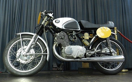 Gebrauchtmotorrad Honda CB 72 - Bild 2