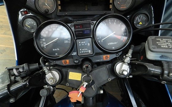 Gebrauchtmotorrad Honda CB 750 F - Bild 5