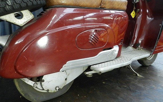 Gebrauchtmotorrad Heinkel Tourist 101 AO - Bild 9 Gebrauchtmotorrad Heinkel Tourist 101 AO - Bild 9