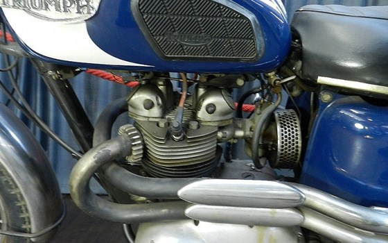 Gebrauchtmotorrad Triumph Trophy - Bild 3 Gebrauchtmotorrad Triumph Trophy - Bild 3