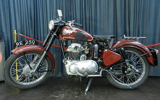 Gebrauchtmotorrad Royal Enfield Clipper 250 - Bild 1 Gebrauchtmotorrad Royal Enfield Clipper 250 - Bild 1
