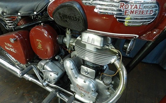 Gebrauchtmotorrad Royal Enfield Clipper 250 - Bild 4 Gebrauchtmotorrad Royal Enfield Clipper 250 - Bild 4