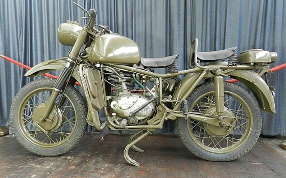 Gebrauchtmotorrad Bianchi 250 Military - Bild 2 Gebrauchtmotorrad Bianchi 250 Military - Bild 2