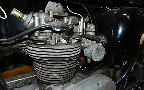 Gebrauchtmotorrad BSA C 15 - Bild 3