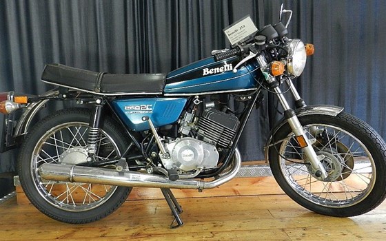 Gebrauchtmotorrad Benelli 250 2C - Bild 2