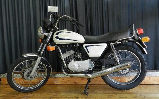 Gebrauchtmotorrad Benelli 125 - Bild 2 Gebrauchtmotorrad Benelli 125 - Bild 2