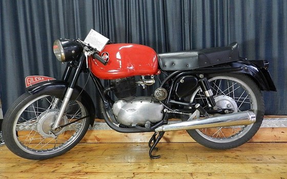 Gebrauchtmotorrad Gilera 150 Arcore - Bild 2