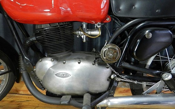 Gebrauchtmotorrad Gilera 150 Arcore - Bild 3 Gebrauchtmotorrad Gilera 150 Arcore - Bild 3