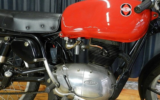 Gebrauchtmotorrad Gilera 150 Arcore - Bild 6 Gebrauchtmotorrad Gilera 150 Arcore - Bild 6