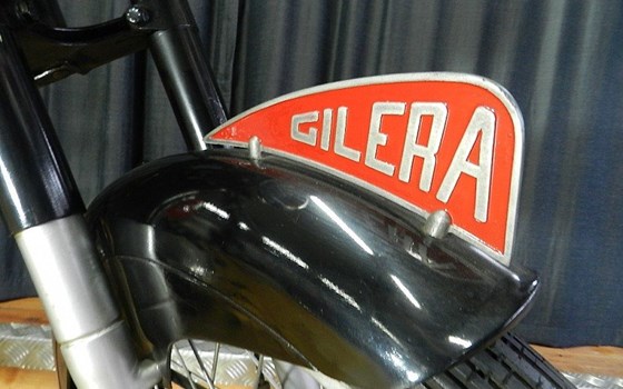 Gebrauchtmotorrad Gilera 150 Arcore - Bild 7 Gebrauchtmotorrad Gilera 150 Arcore - Bild 7