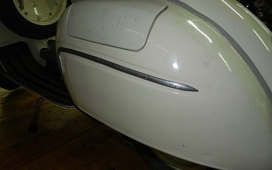 Gebrauchtmotorrad Vespa 150 GL - Bild 9