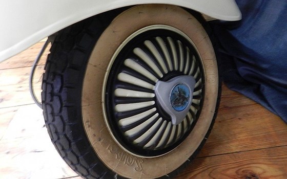 Gebrauchtmotorrad Vespa 150 - Bild 9