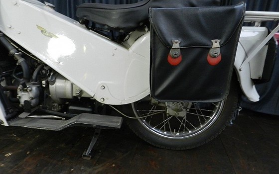 Gebrauchtmotorrad Velocette LE - Bild 2 Gebrauchtmotorrad Velocette LE - Bild 2
