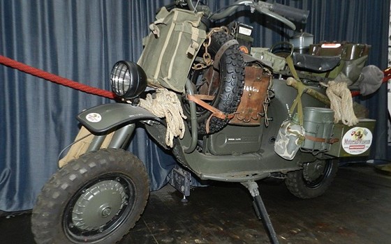 Gebrauchtmotorrad Vespa PX 125 - Bild 3