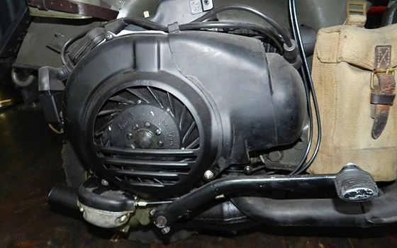 Gebrauchtmotorrad Vespa PX 125 - Bild 6