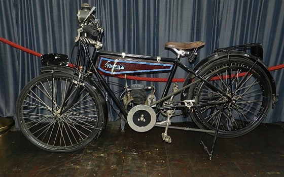 Gebrauchtmotorrad Rhony'x Model A - Bild 1 Gebrauchtmotorrad Rhony'x Model A - Bild 1