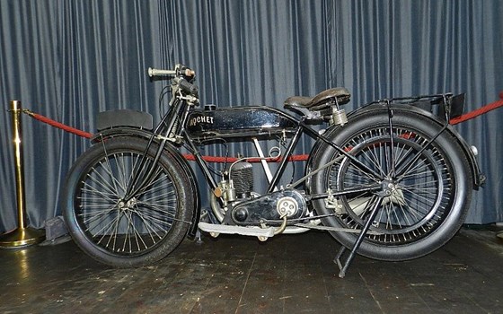 Gebrauchtmotorrad Rochet 175 - Bild 2 Gebrauchtmotorrad Rochet 175 - Bild 2
