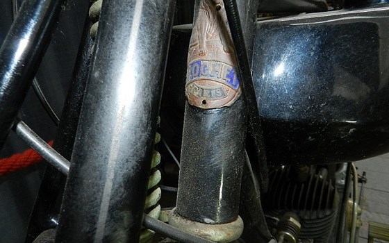 Gebrauchtmotorrad Rochet 175 - Bild 6 Gebrauchtmotorrad Rochet 175 - Bild 6