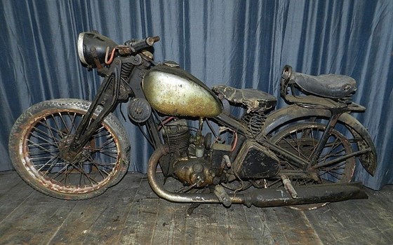Gebrauchtmotorrad DKW SB 200 - Bild 2 Gebrauchtmotorrad DKW SB 200 - Bild 2
