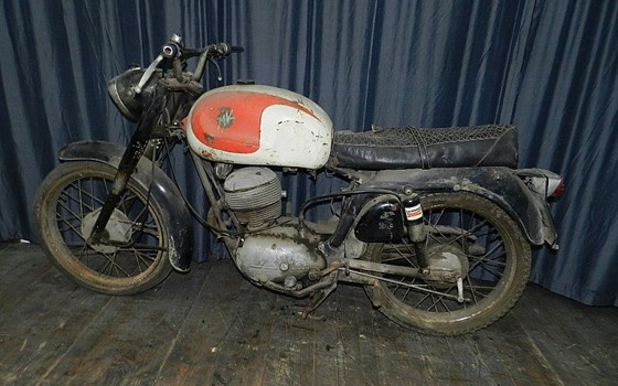 Gebrauchtmotorrad MV Agusta 175 CS - Bild 2 Gebrauchtmotorrad MV Agusta 175 CS - Bild 2