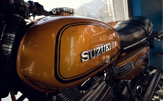 Gebrauchtmotorrad Suzuki GT 250 - Bild 8