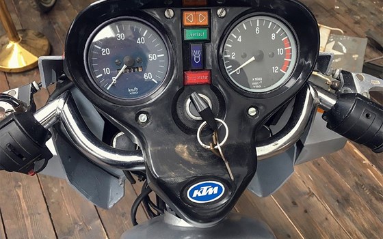 Gebrauchtmotorrad KTM 40 PL - Bild 6 Gebrauchtmotorrad KTM 40 PL - Bild 6