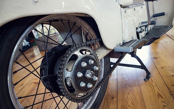 Gebrauchtmotorrad Moto Guzzi Galletto - Bild 5