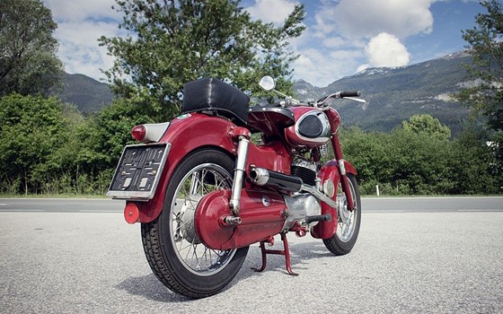 Gebrauchtmotorrad Puch 175 SVS - Bild 3 Gebrauchtmotorrad Puch 175 SVS - Bild 3