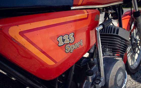 Gebrauchtmotorrad Benelli 125 - Bild 4