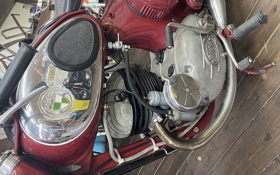Gebrauchtmotorrad Puch 250 SGS - Bild 3 Gebrauchtmotorrad Puch 250 SGS - Bild 3
