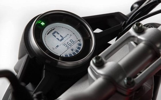 Gebrauchtmotorrad SWM Varez 125 - Bild 4