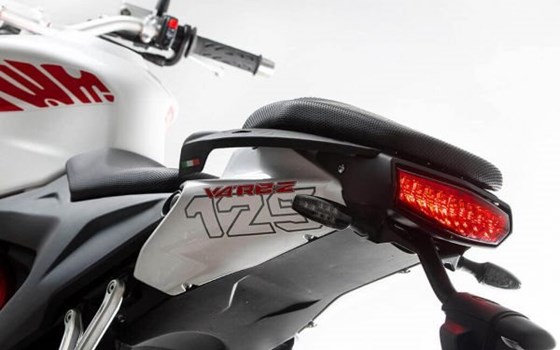 Gebrauchtmotorrad SWM Varez 125 - Bild 10